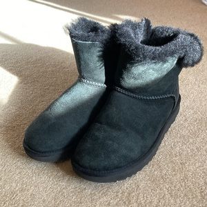 Bailey Bow Mini Uggs